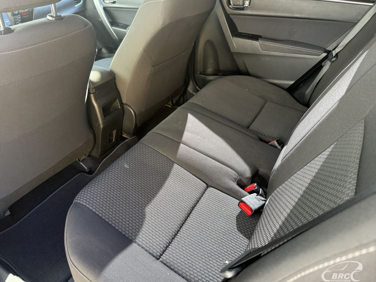 Toyota Corolla | 14