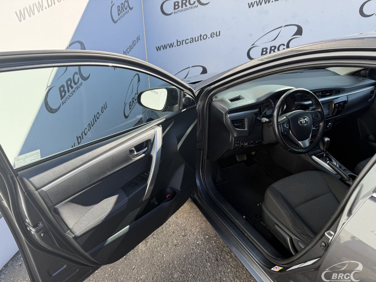 Toyota Corolla | 15
