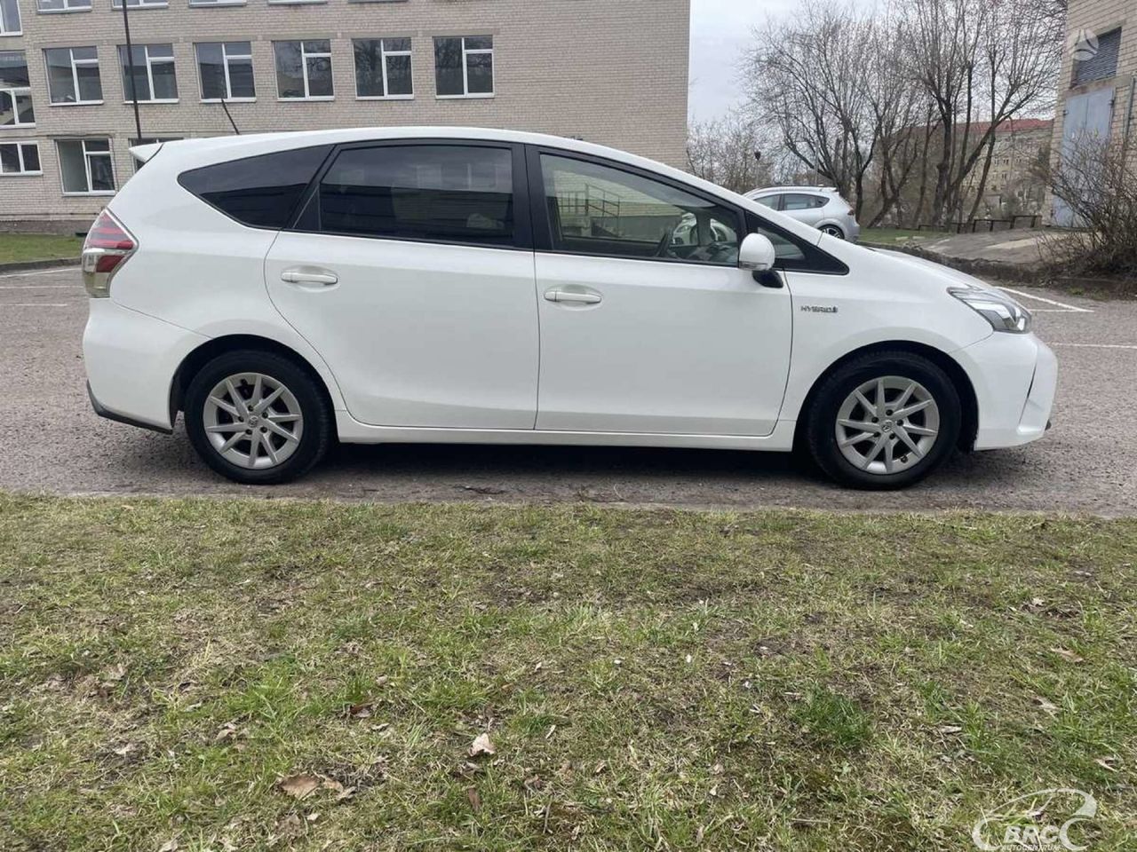 Toyota Prius+ | 5