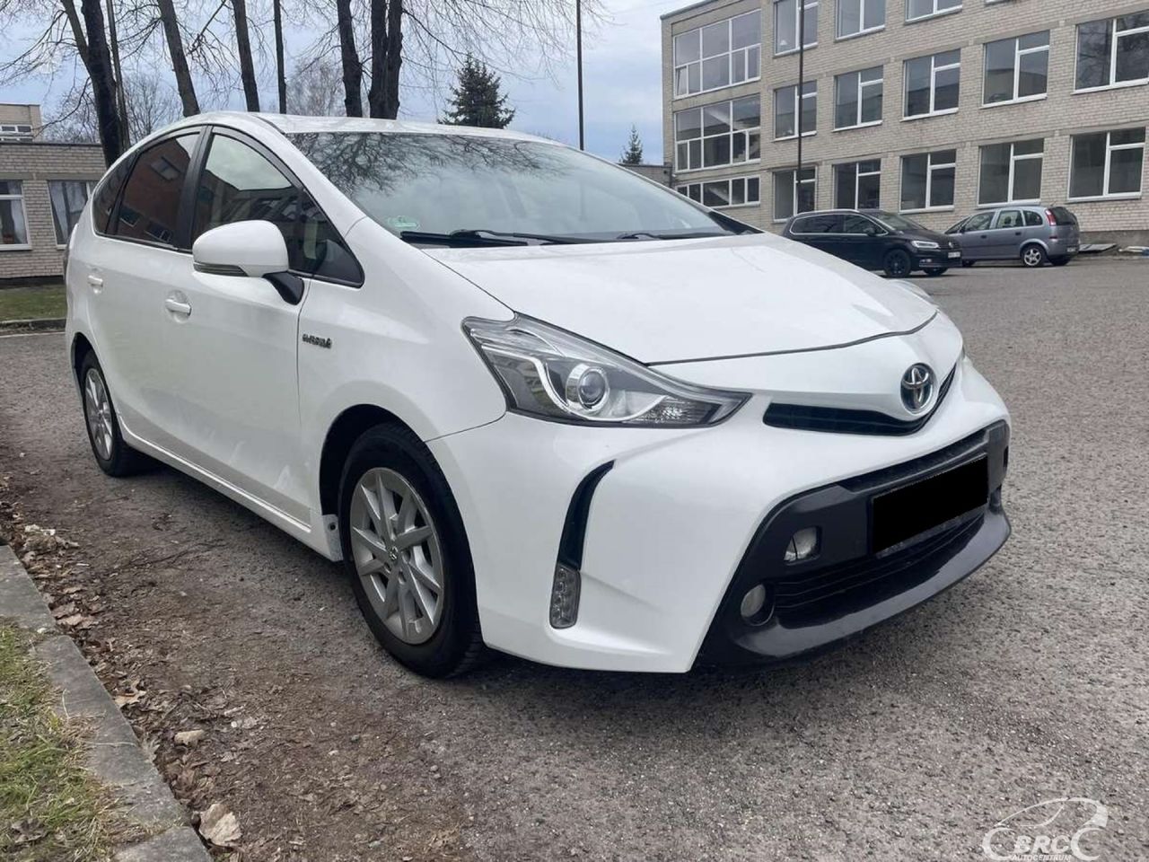 Toyota Prius+ | 4