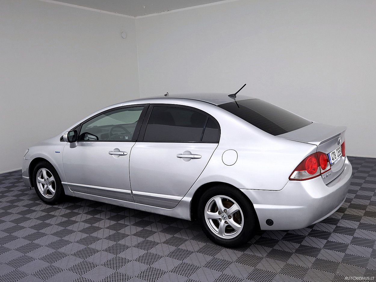 Honda Civic | 3