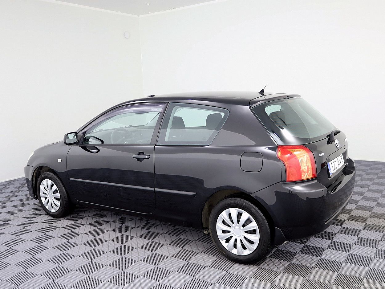 Toyota Corolla | 3