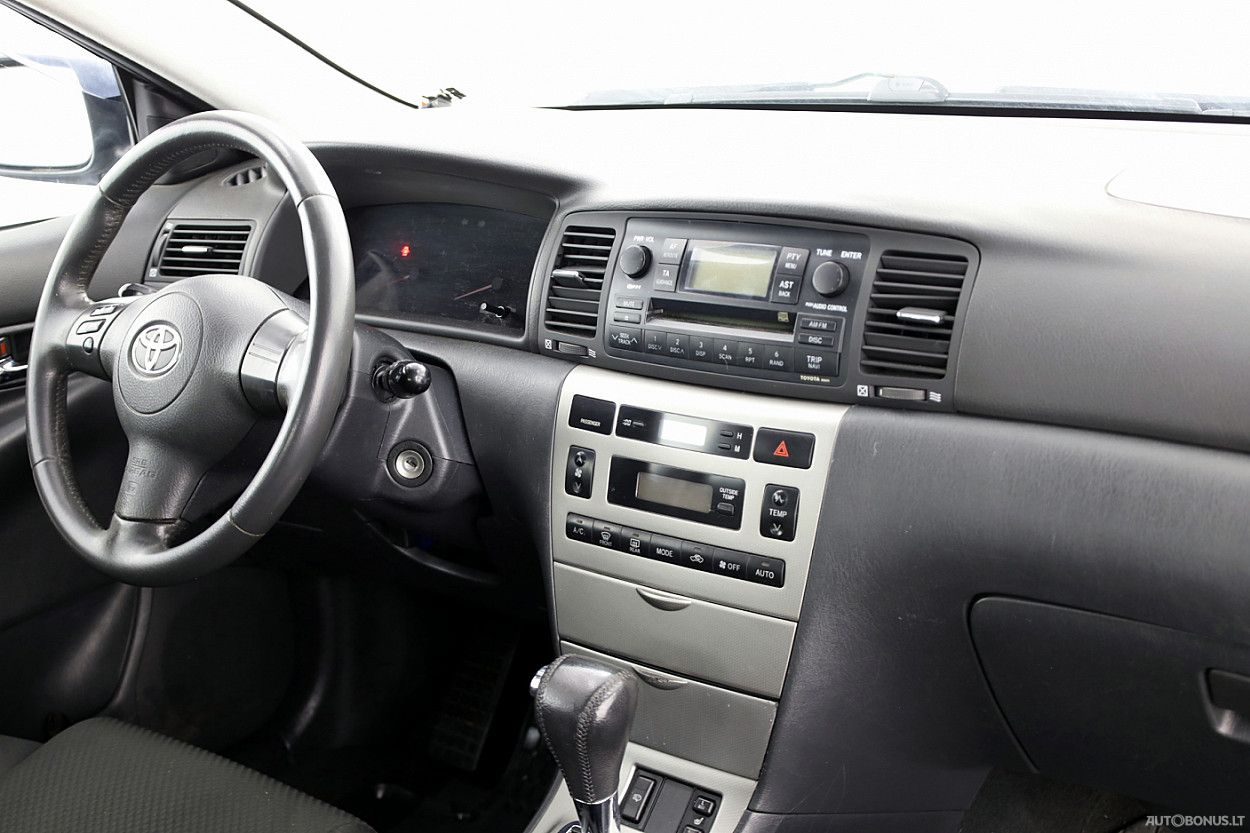 Toyota Corolla | 4