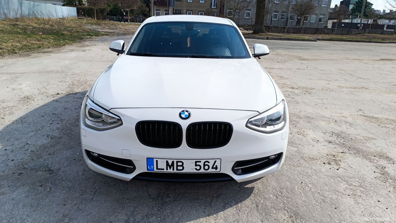 BMW 120, 2.0 l., Хэтчбек