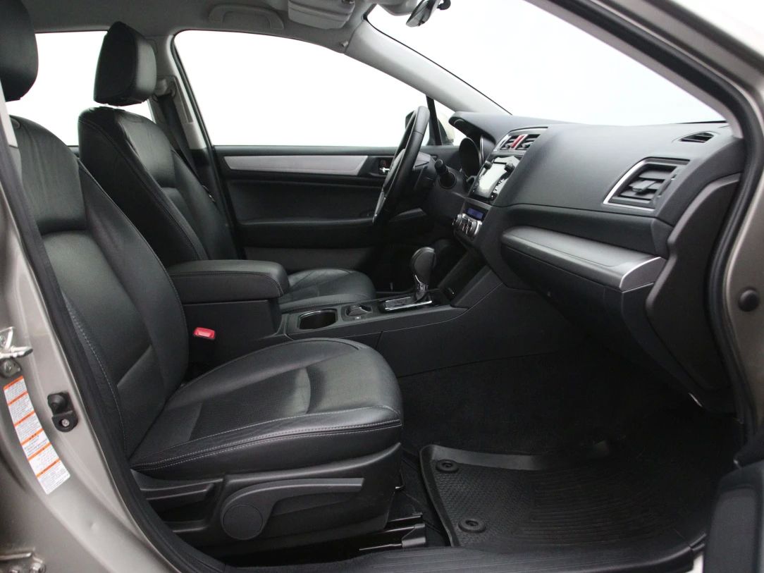 Subaru Legacy | 13