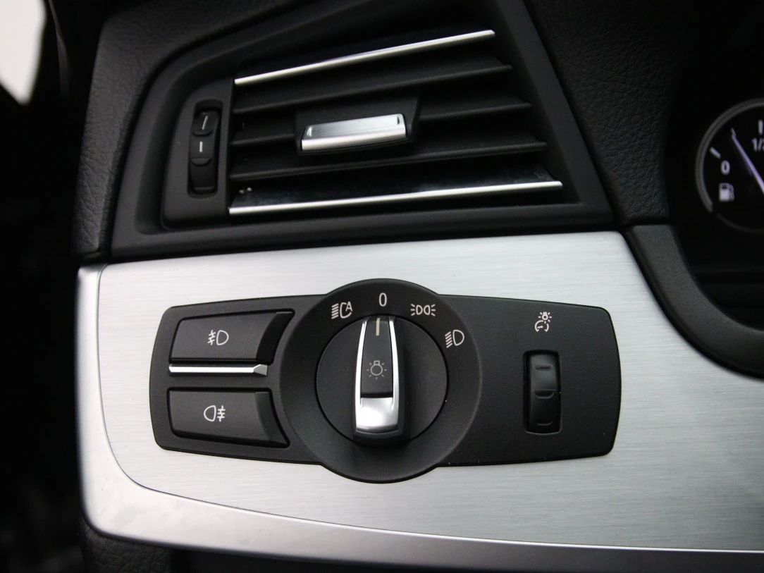 BMW 528 | 25