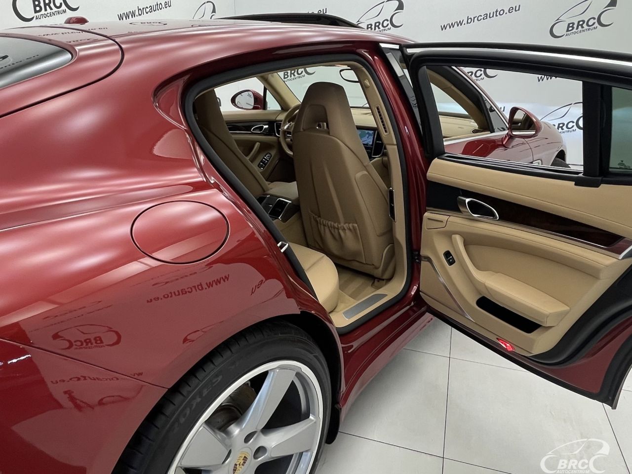 Porsche Panamera | 12