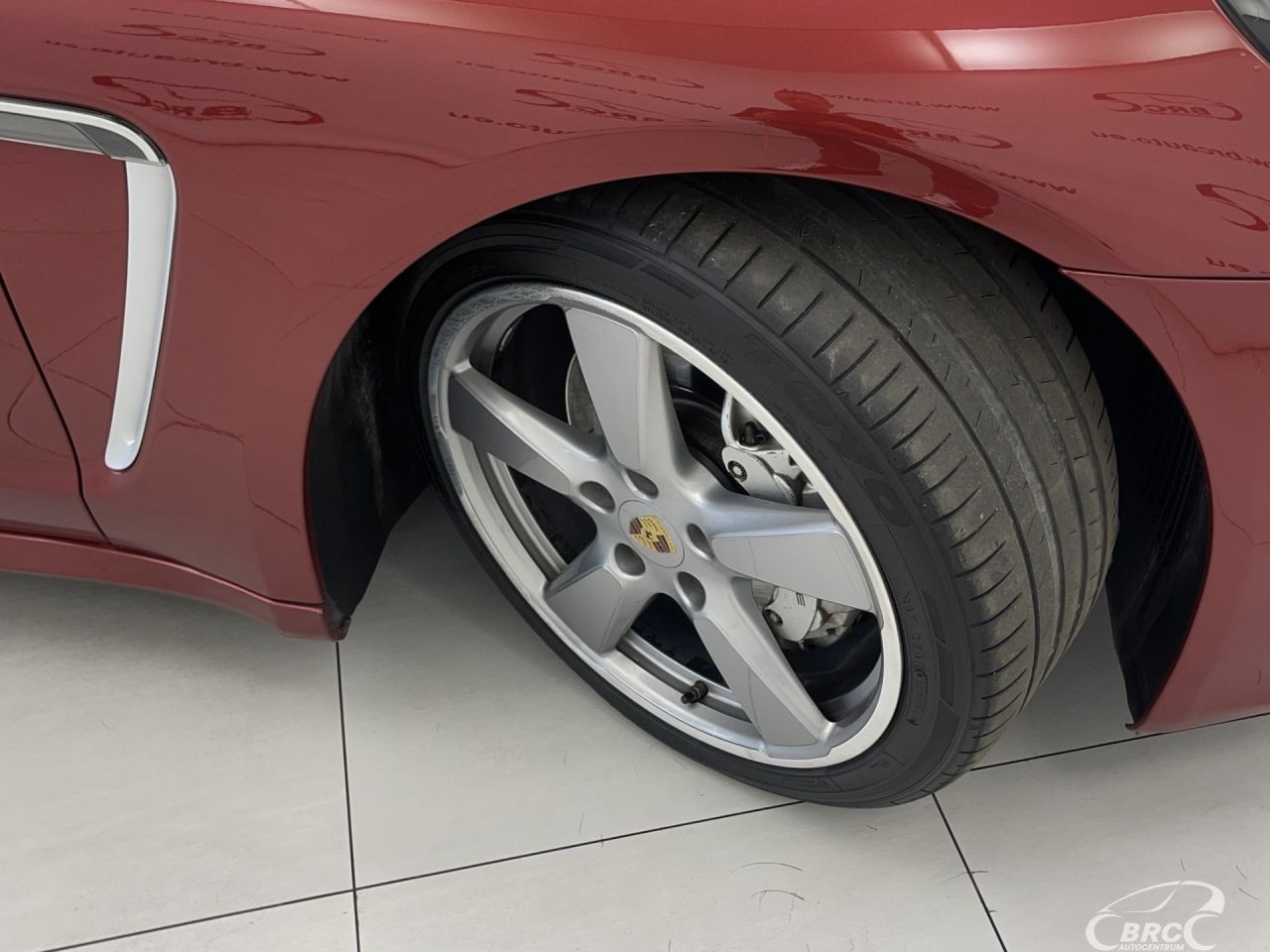 Porsche Panamera | 44