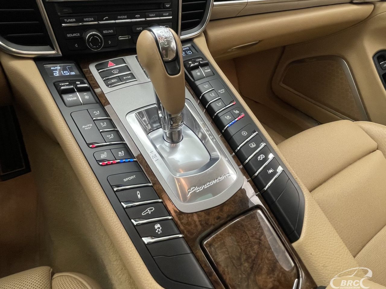 Porsche Panamera | 26