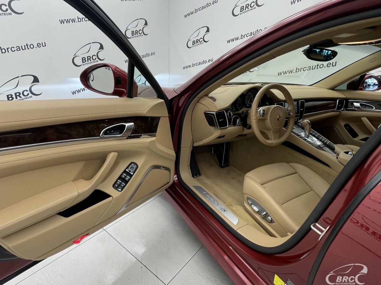 Porsche Panamera | 19