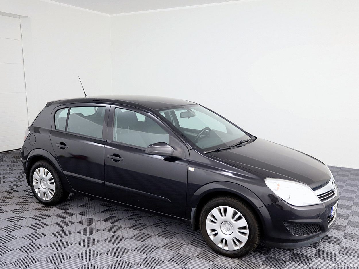 Opel Astra, 1.6 l., Хэтчбек