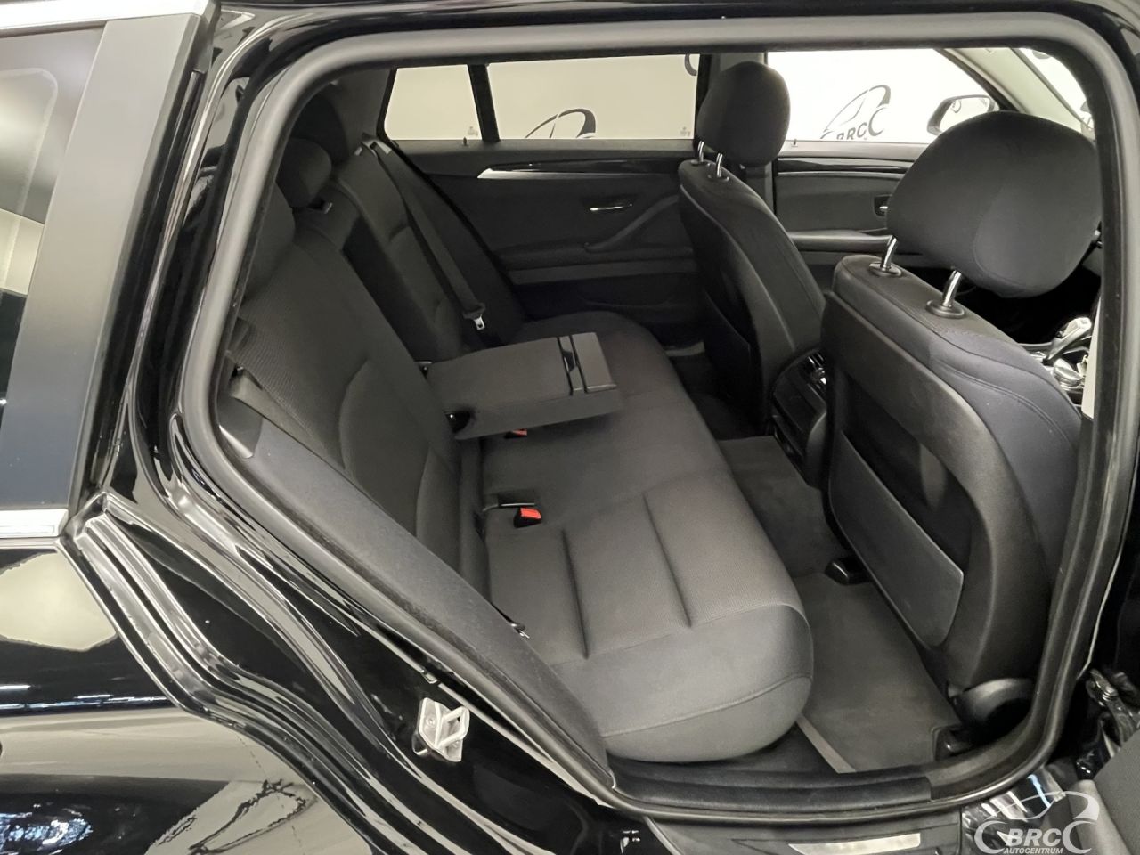 BMW 520 | 10