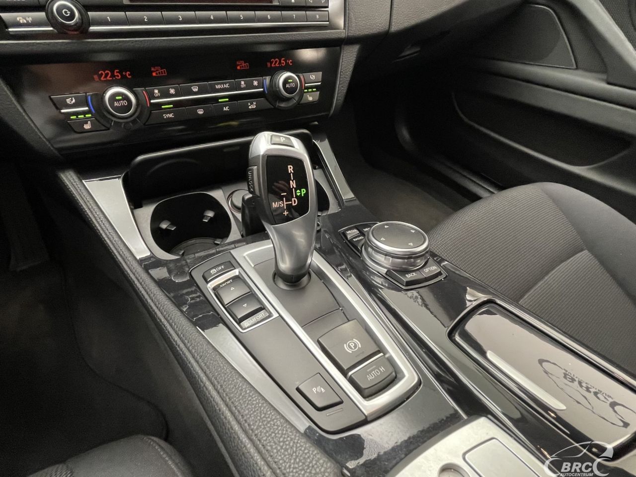 BMW 520 | 25
