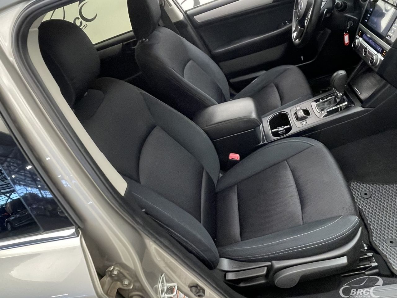 Subaru Outback | 4