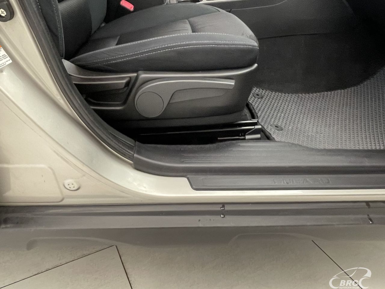 Subaru Outback | 5