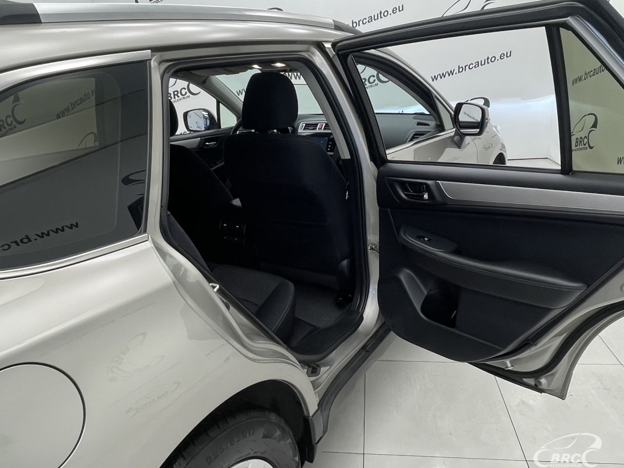 Subaru Outback | 11