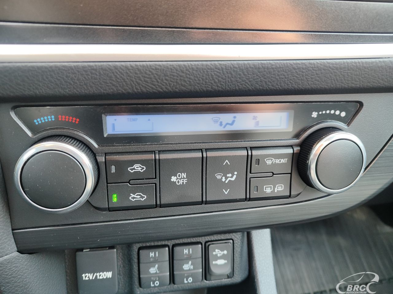 Toyota Auris | 27