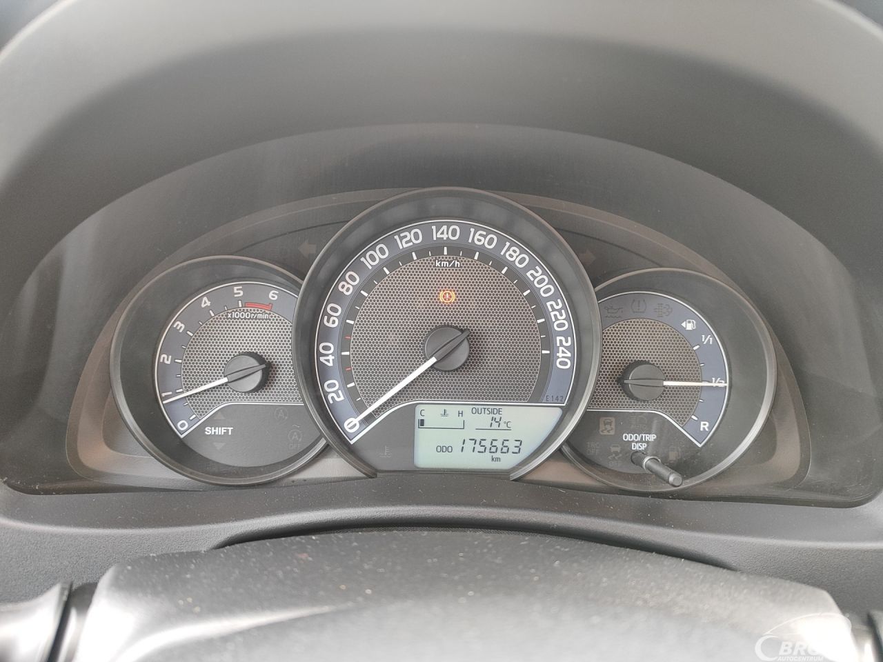 Toyota Auris | 23