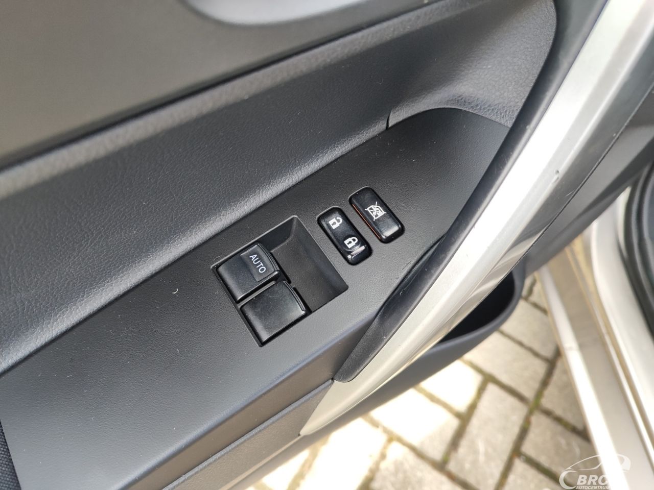 Toyota Auris | 15