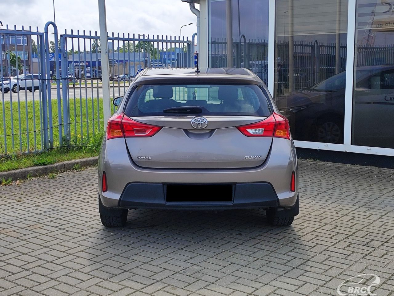 Toyota Auris | 28