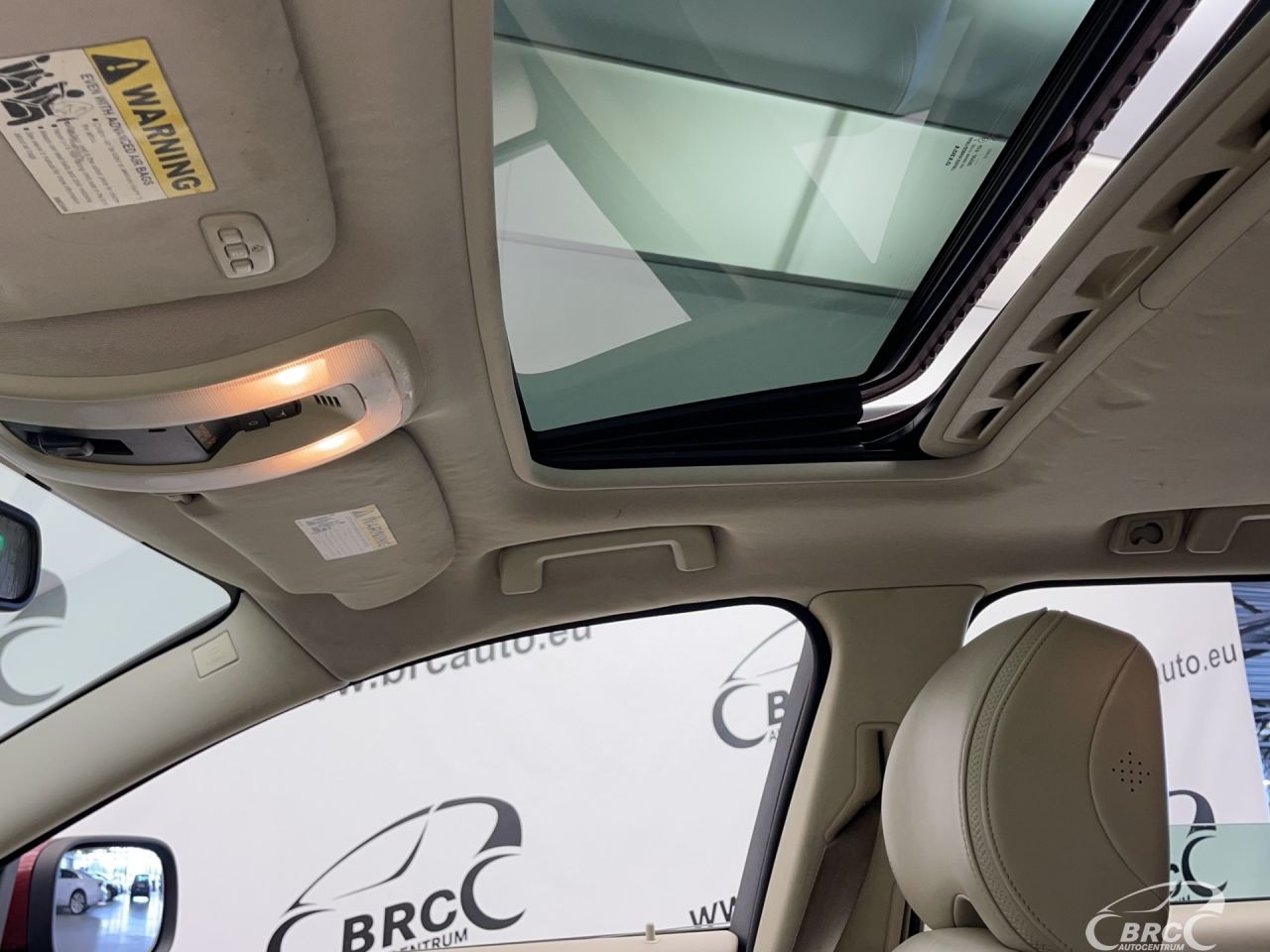 Volvo XC70 | 27
