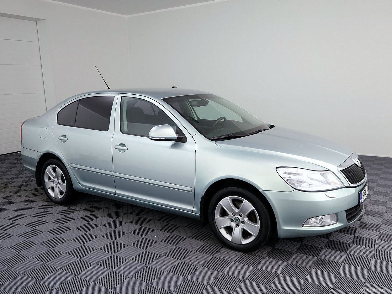 Skoda Octavia, 1.8 l., Хэтчбек