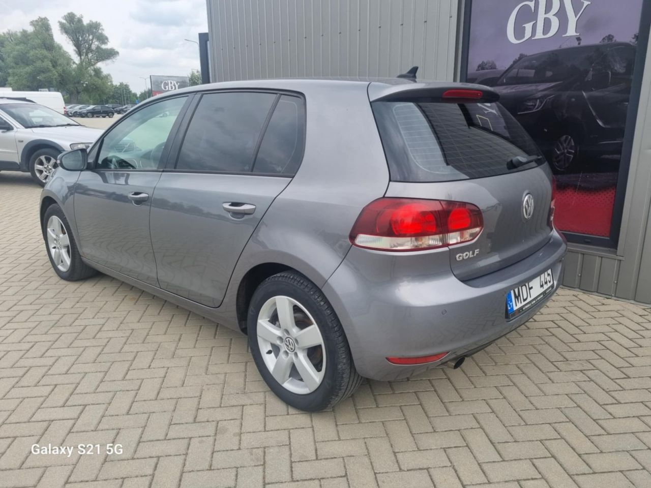 Volkswagen Golf | 2
