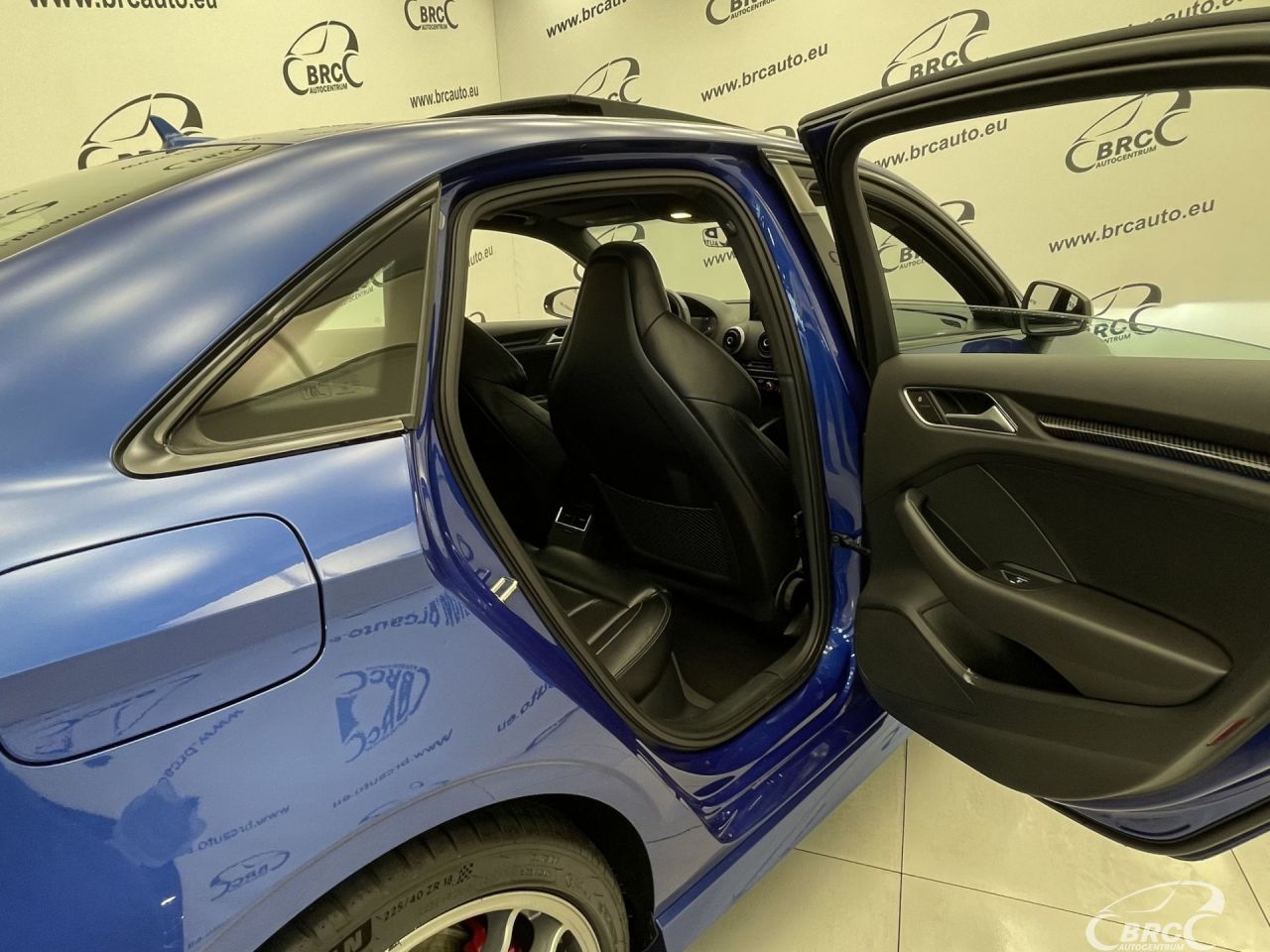 Audi S3 | 11