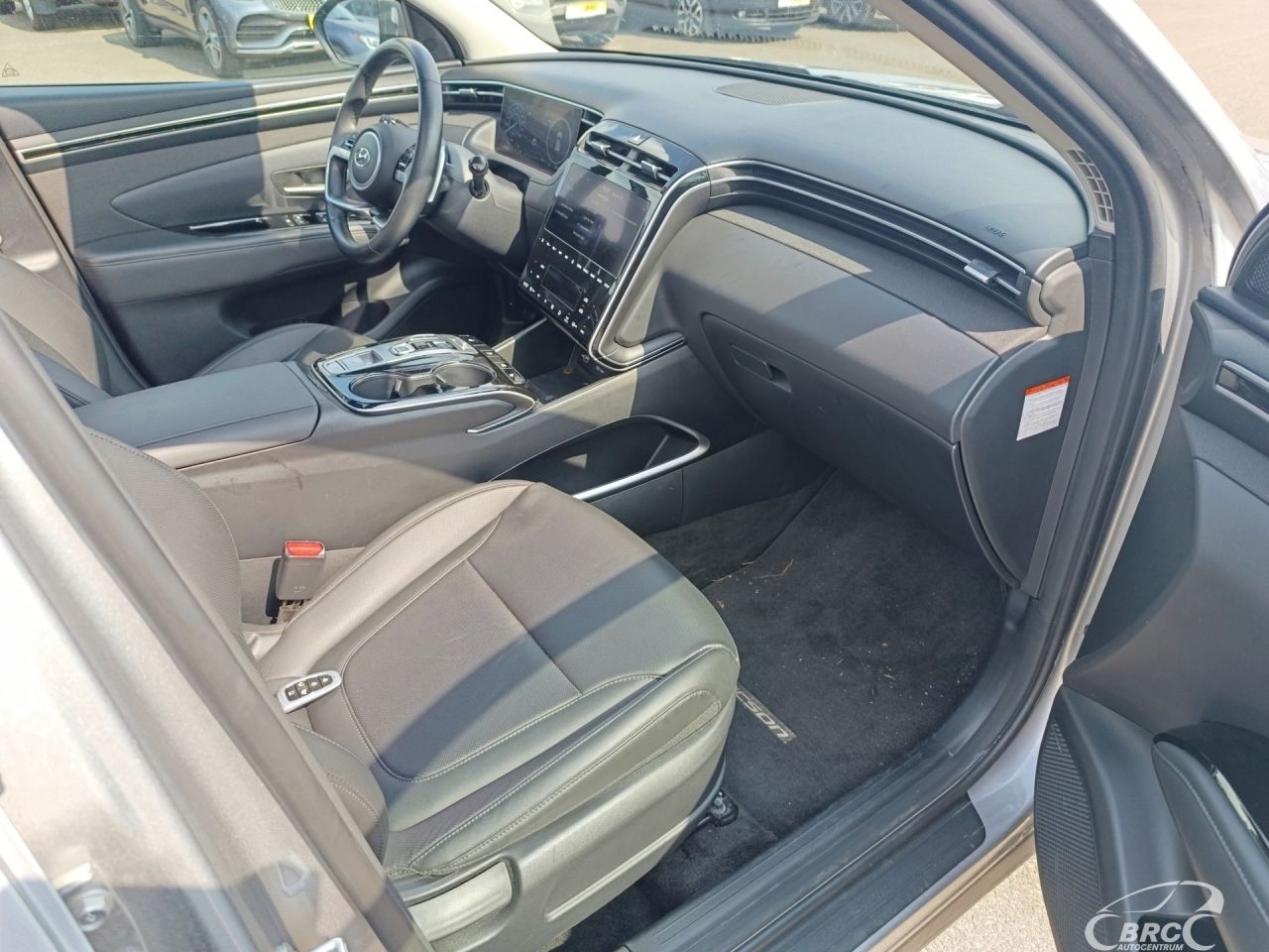 Hyundai Tucson | 17