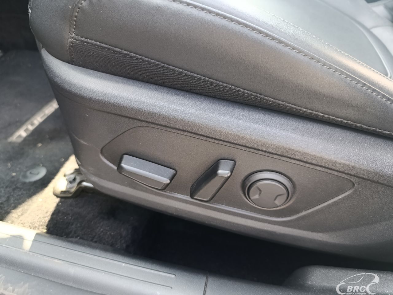 Hyundai Tucson | 15