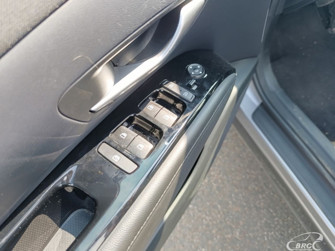 Hyundai Tucson | 14