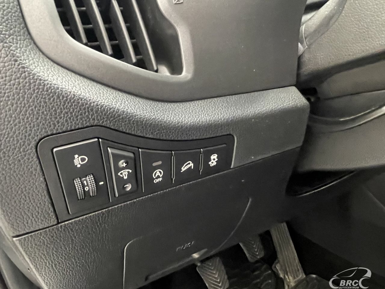Kia Sportage | 23