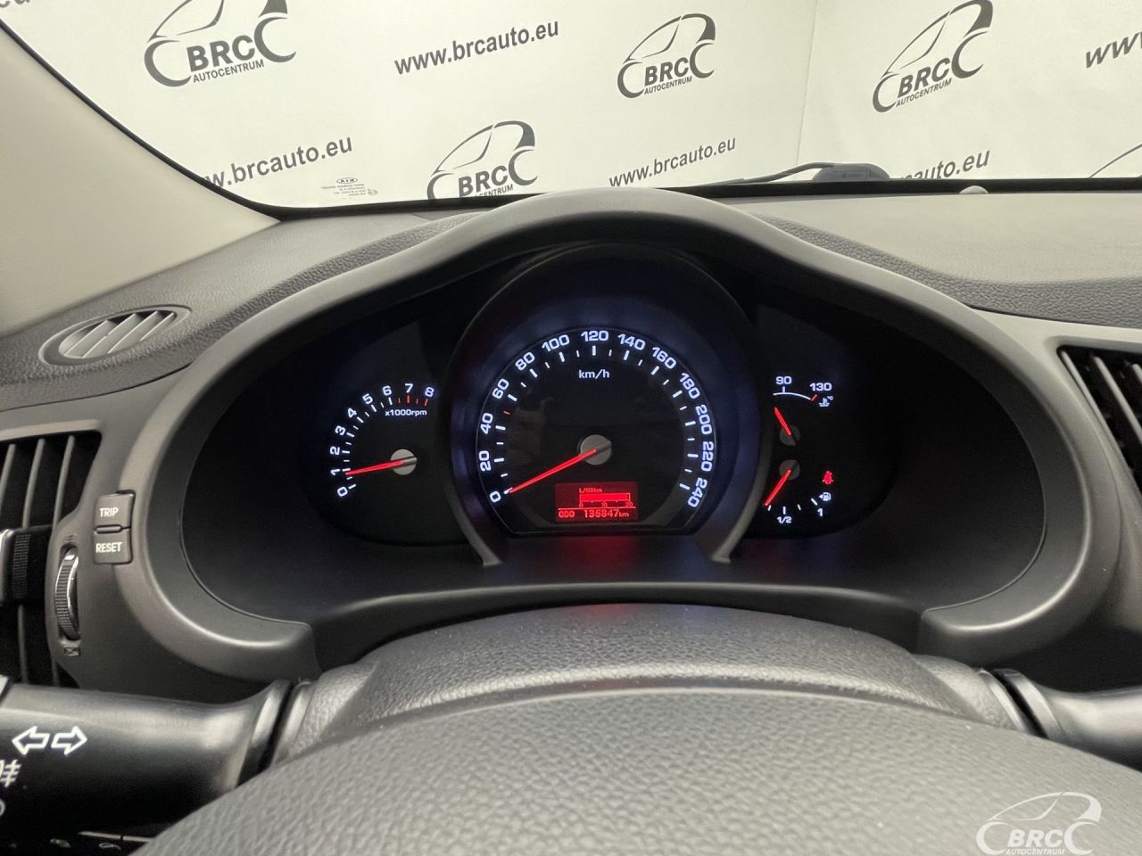 Kia Sportage | 30