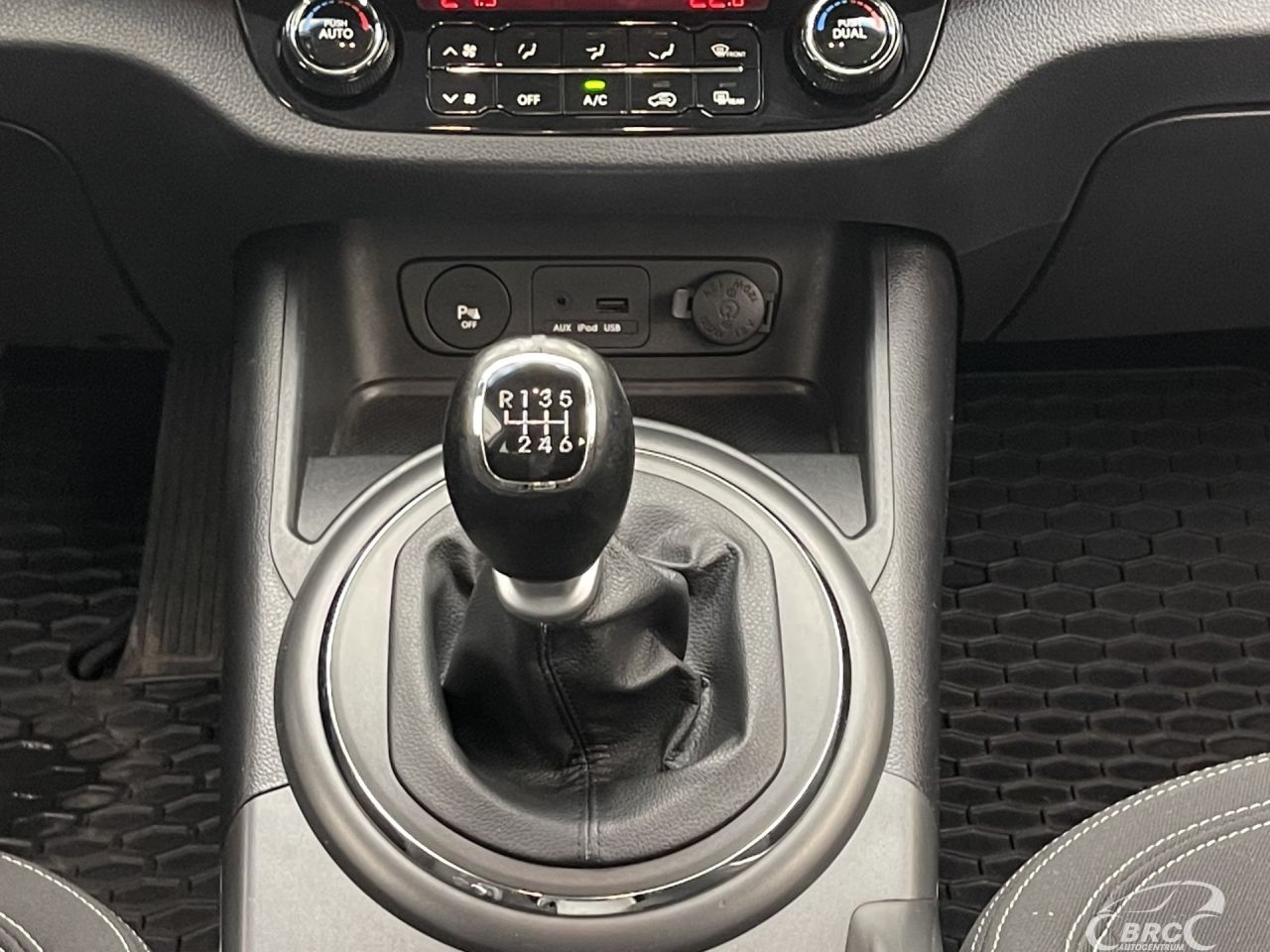 Kia Sportage | 16