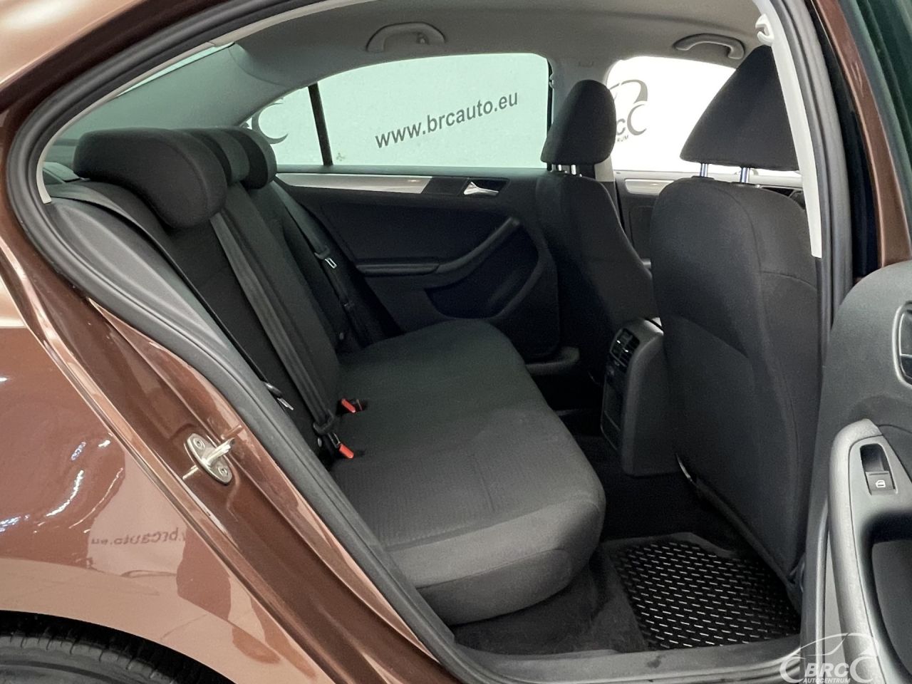 Volkswagen Jetta | 15