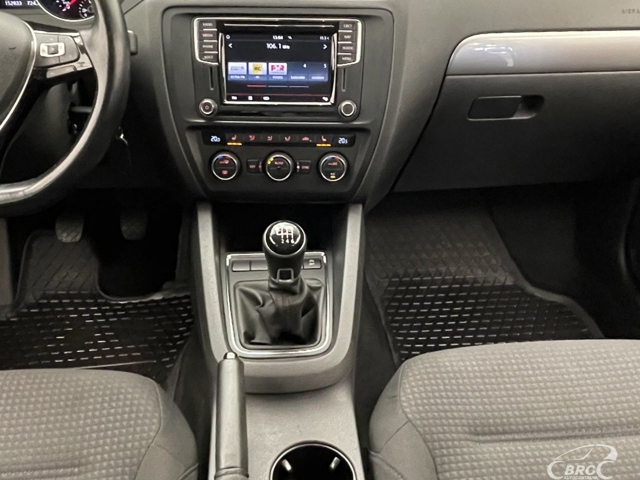 Volkswagen Jetta | 30