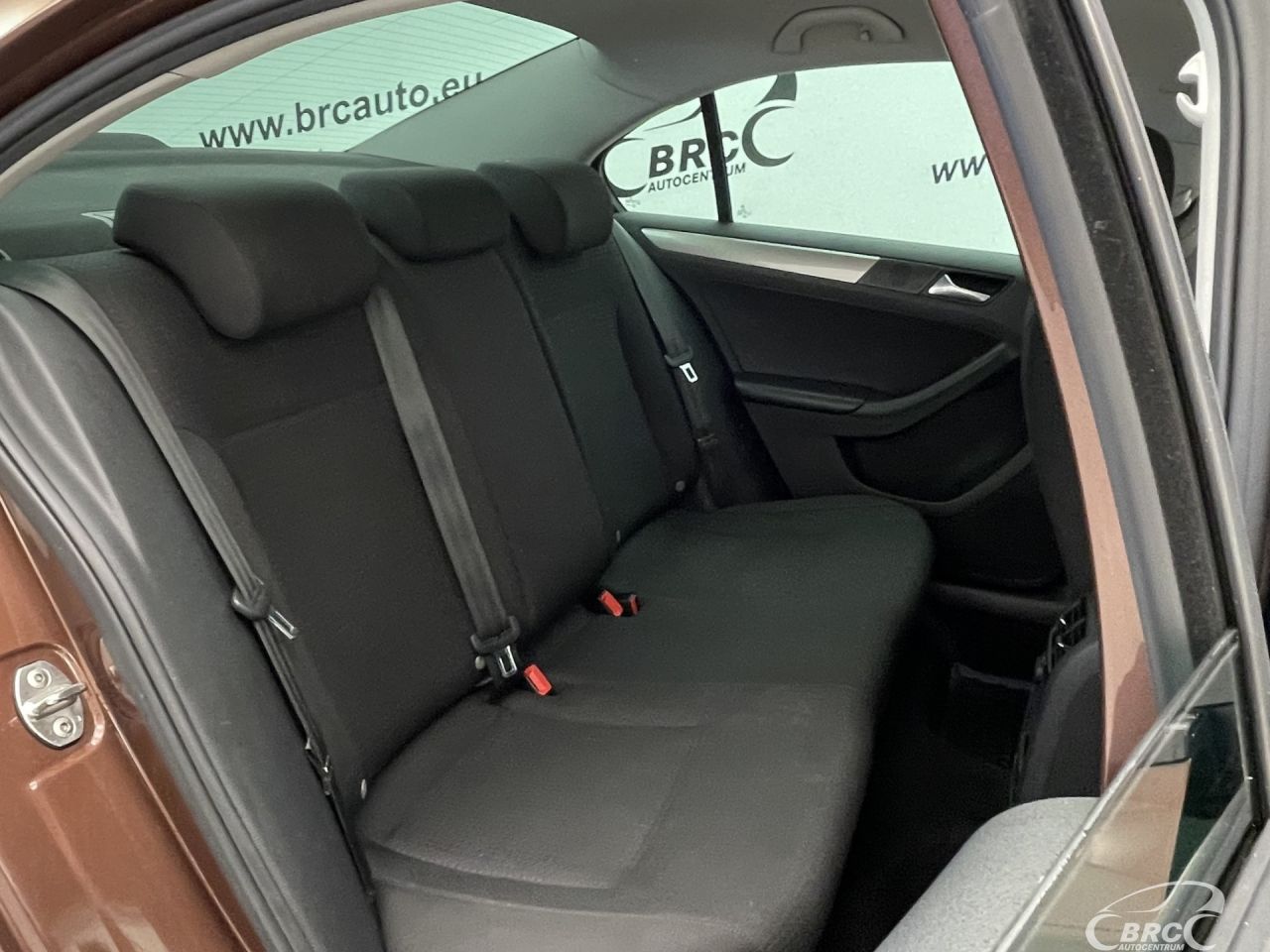 Volkswagen Jetta | 19