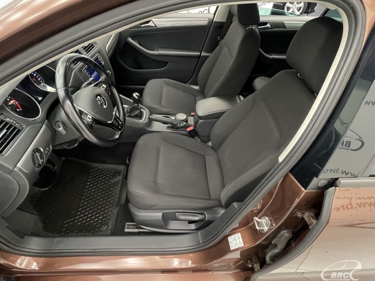 Volkswagen Jetta | 36