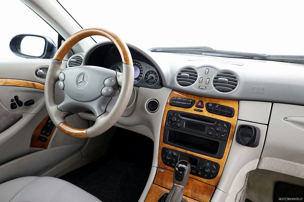 Mercedes-Benz CLK200 | 4