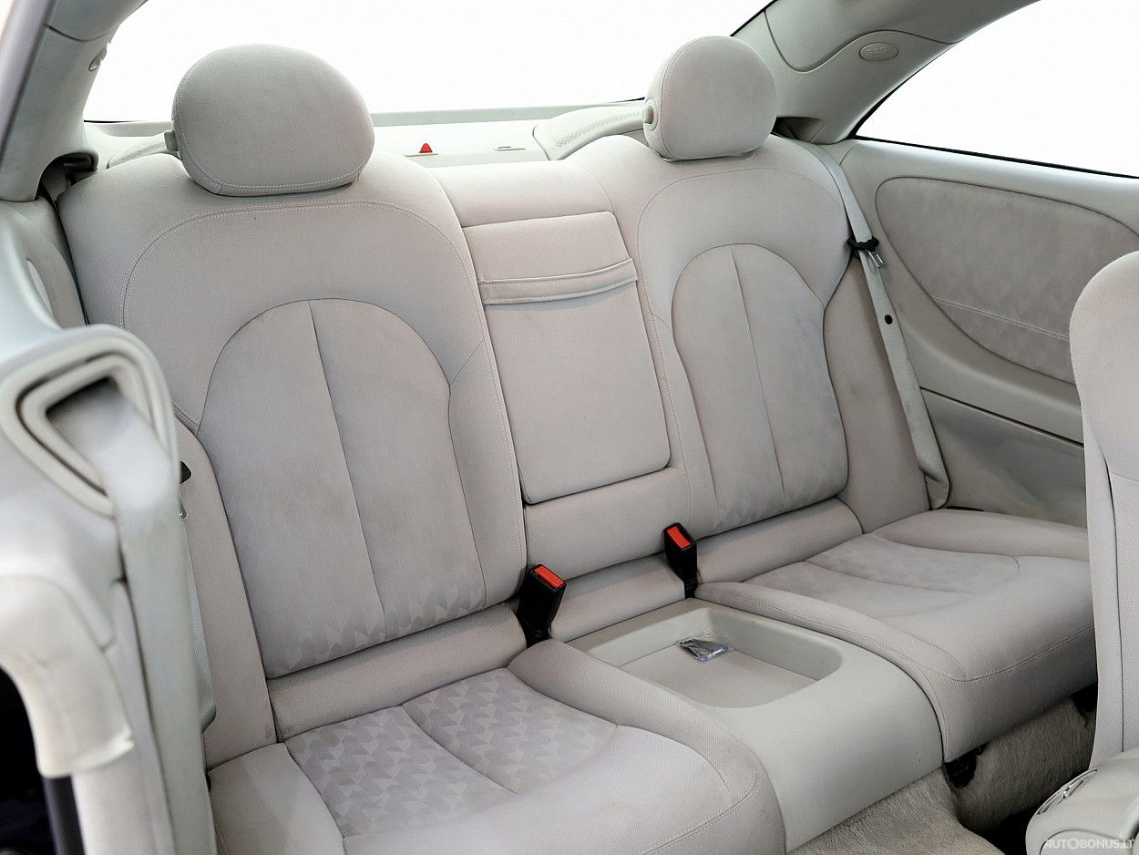 Mercedes-Benz CLK200 | 6