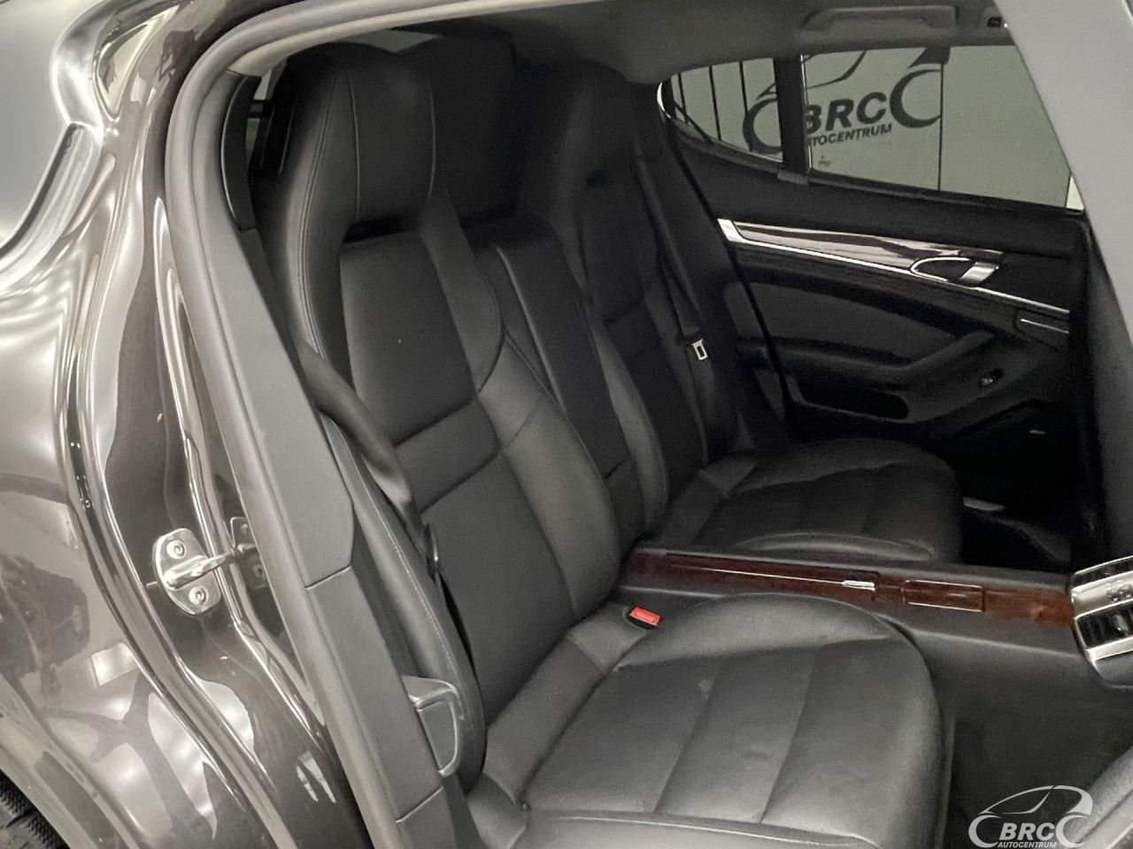 Porsche Panamera | 10