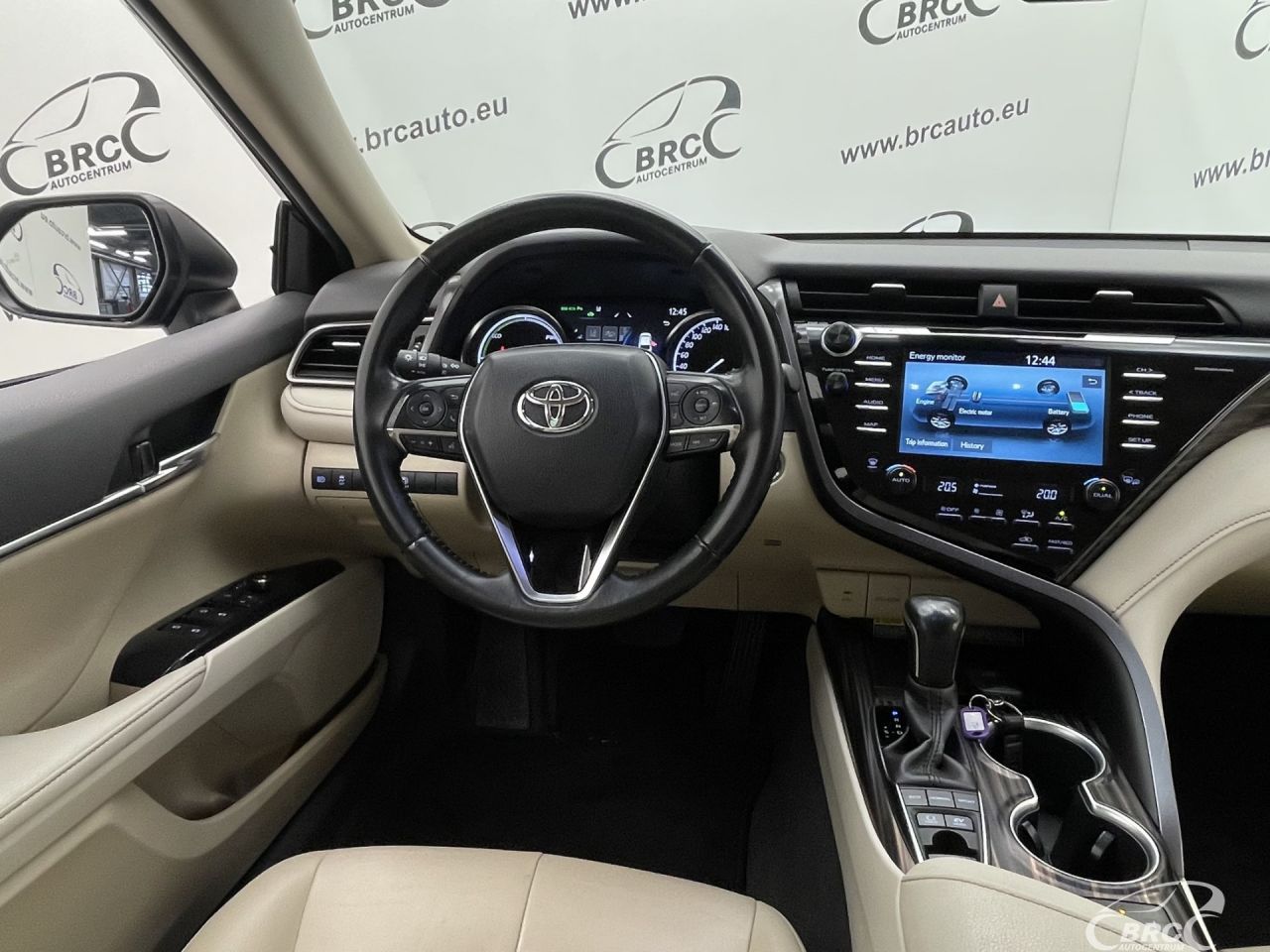 Toyota Camry | 12