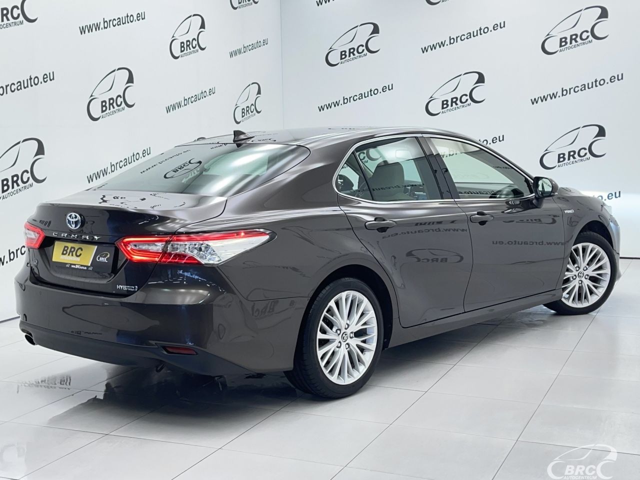 Toyota Camry | 1