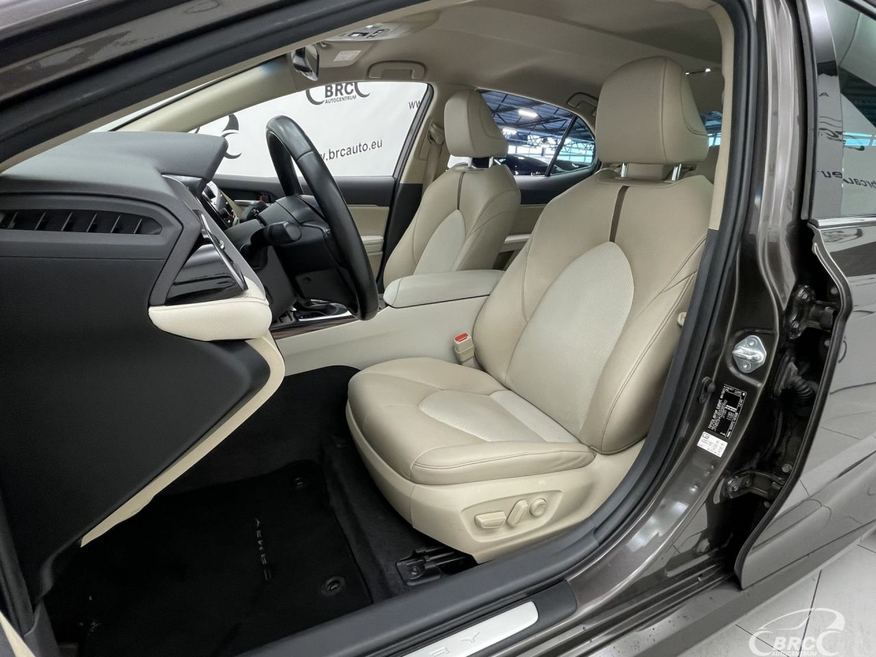 Toyota Camry | 19