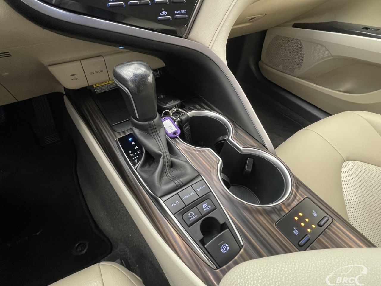 Toyota Camry | 22