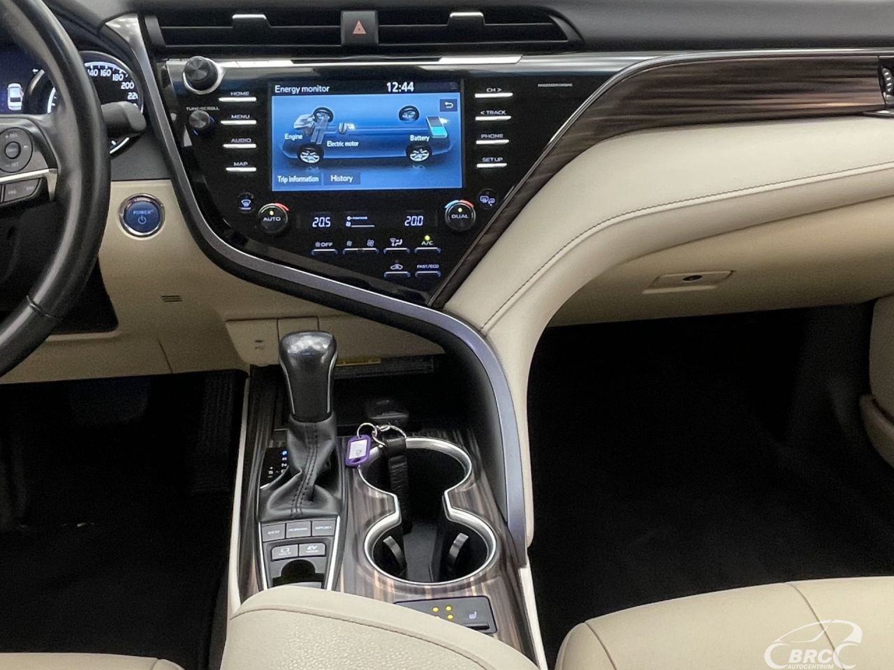Toyota Camry | 13