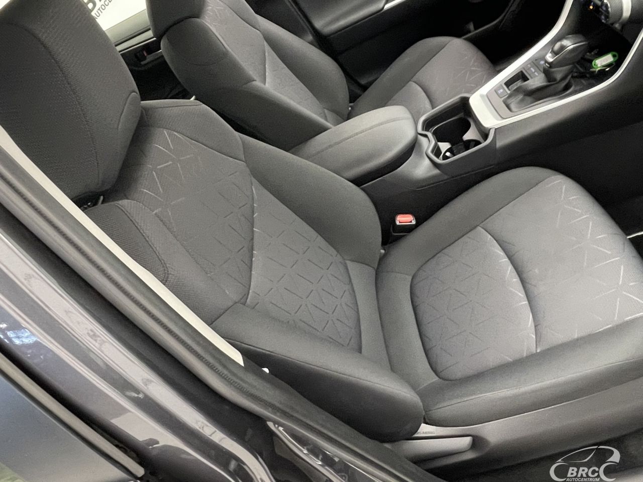 Toyota RAV4 | 4