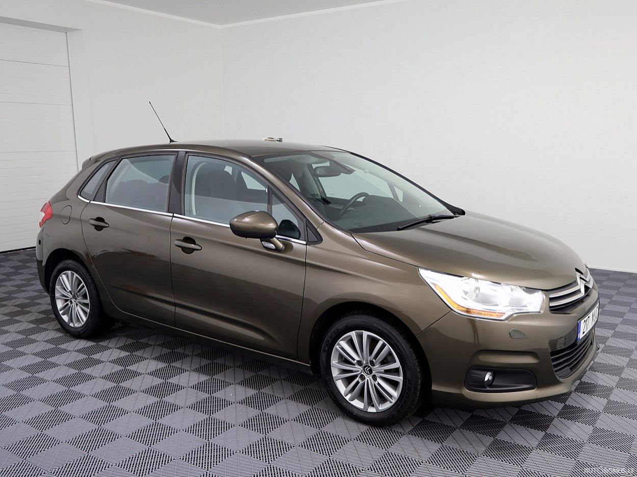 Citroen C4, 1.6 l., Хэтчбек