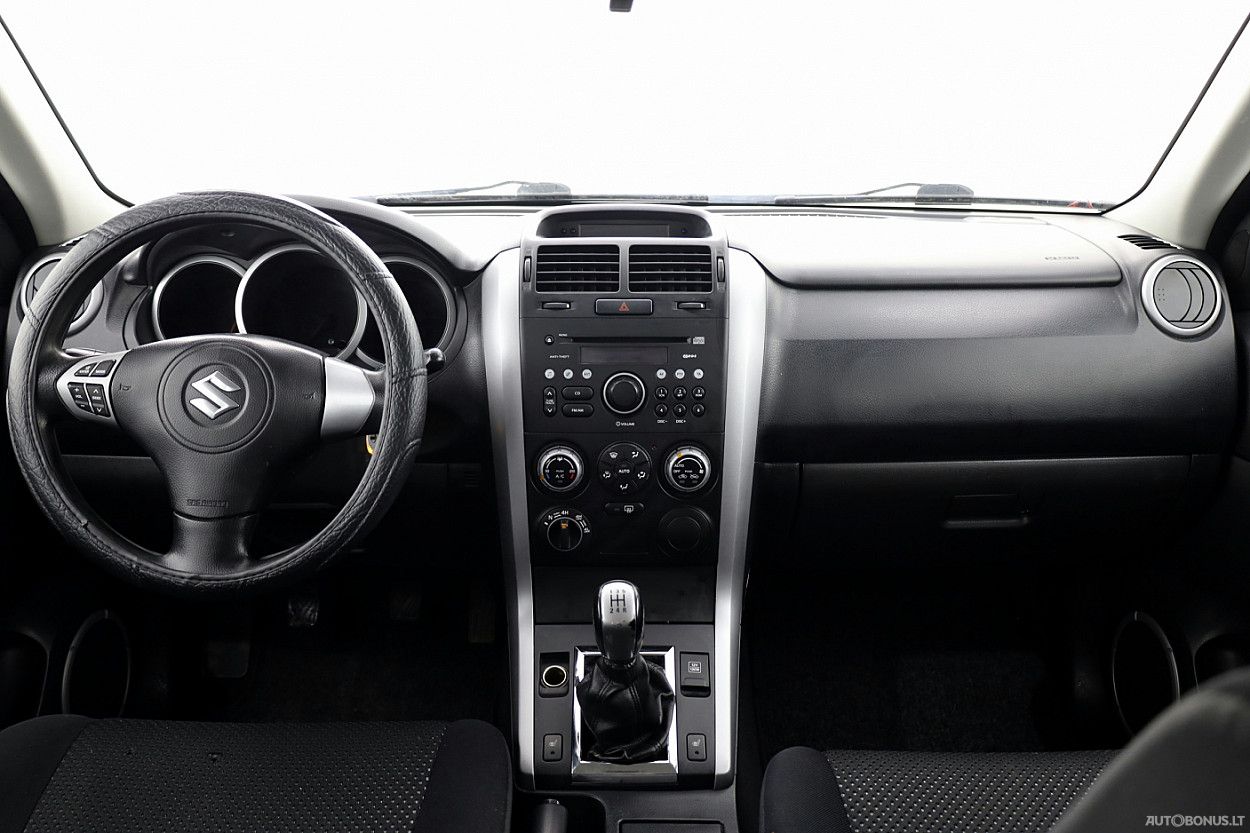 Suzuki Grand Vitara | 4