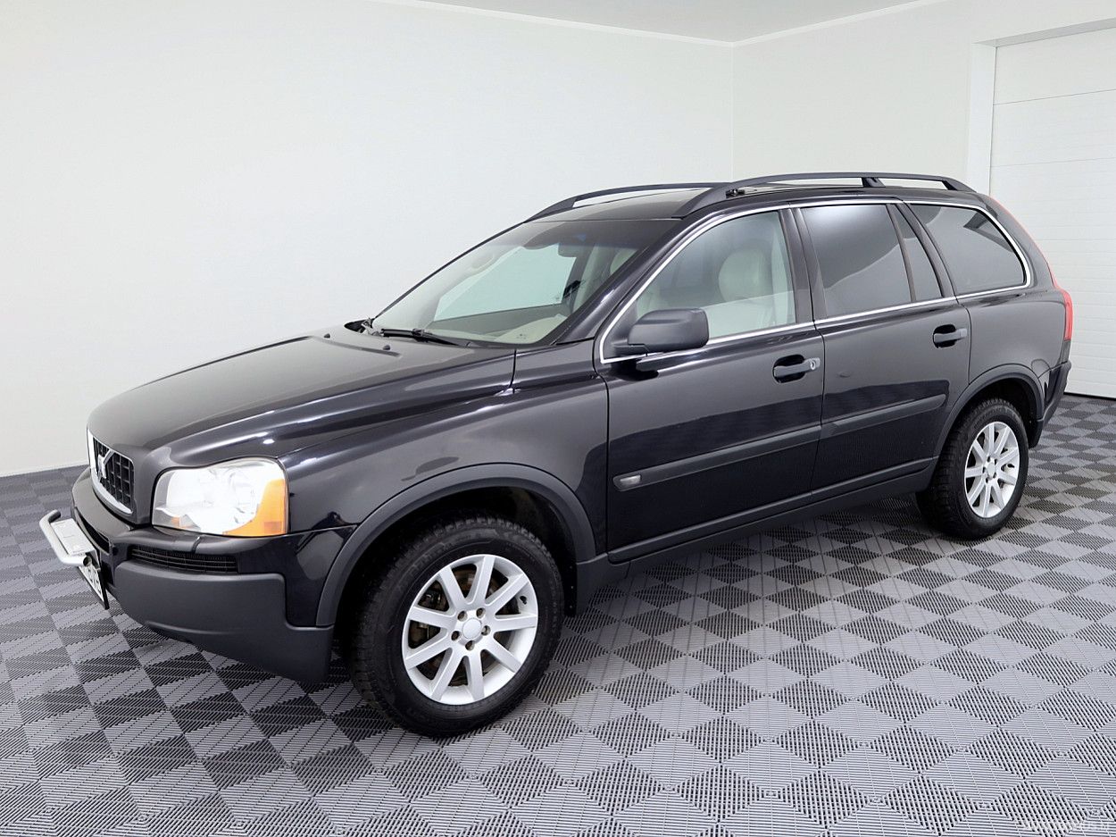 Volvo XC90 | 1